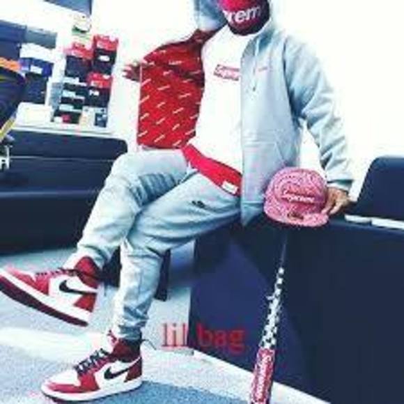 Meet your Posher, Julian - Picture 1 of 1